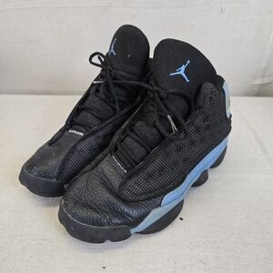 Air Jordan 13 Retro – Black/University Blue – Size 5.5Y – 884129-041